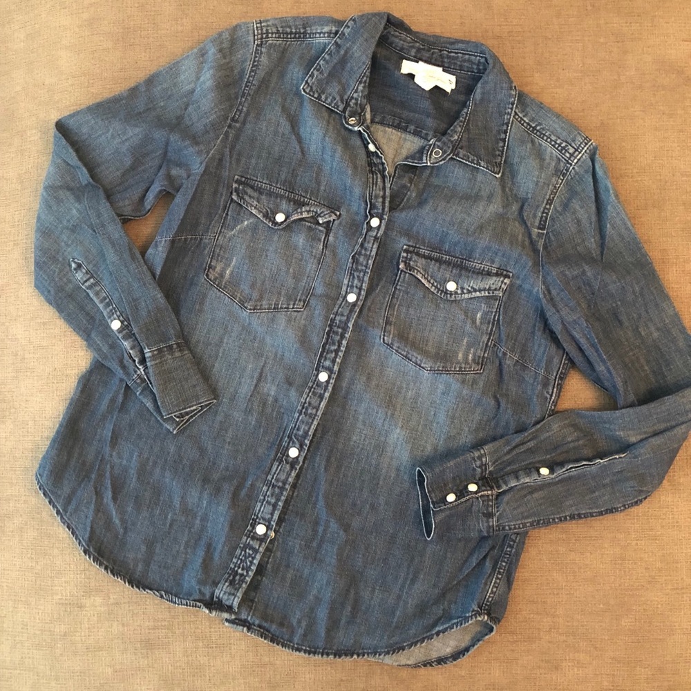 Chambray Pearl Snap Button-down
